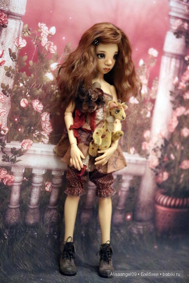 Новый образ бжд от Кайе Вигс