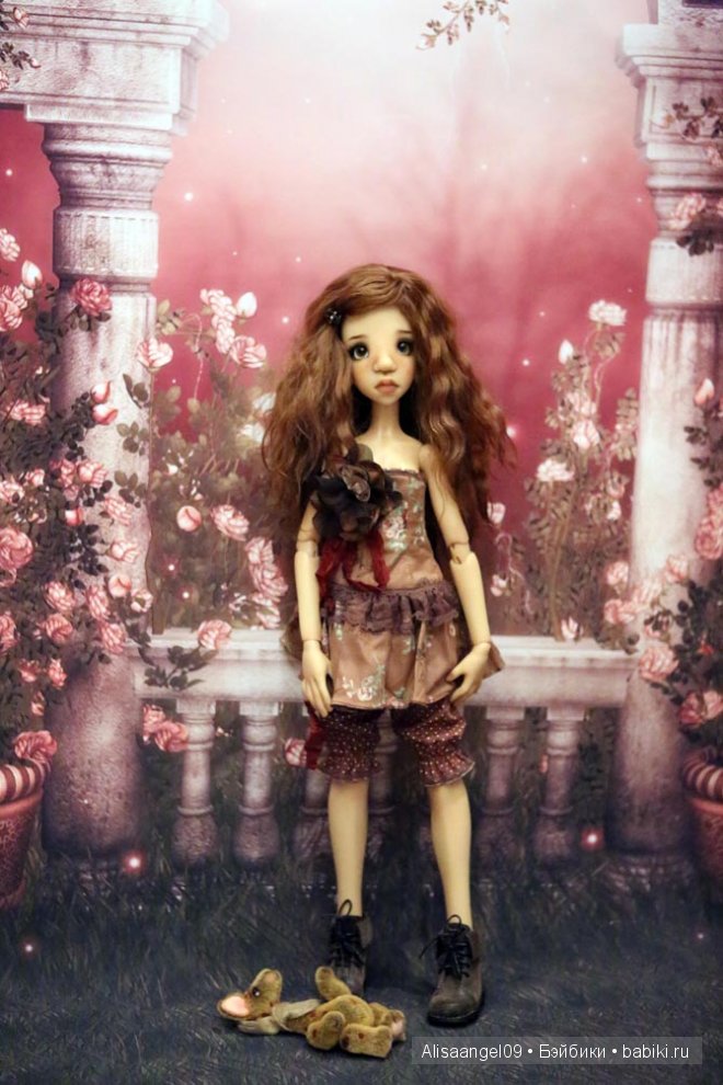 Новый образ бжд от Кайе Вигс