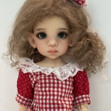 Одежда и парик!