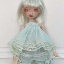 Одежда и парик на куколку аппи от dust of dolls