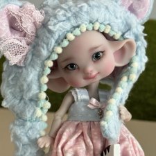 Illis кротик в лиловом цвете