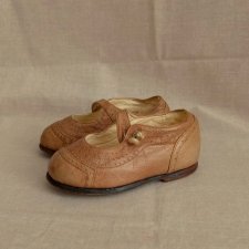 Антикварные детские туфельки