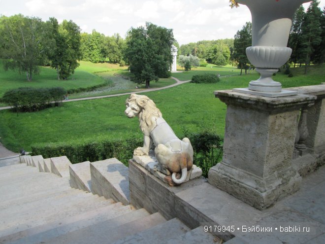 С природою искусство сочетав, прекрасны вы, задумчивые парки. К.М. Фофанов