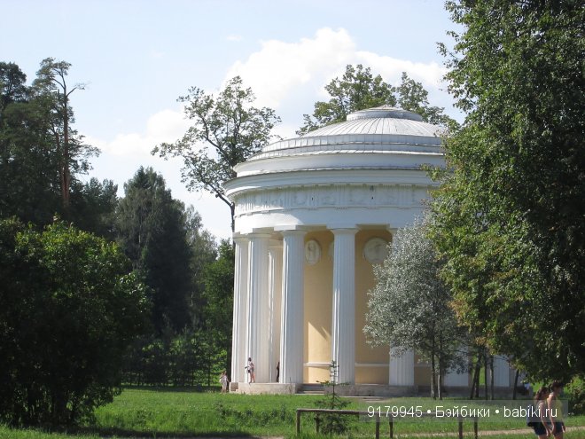 С природою искусство сочетав, прекрасны вы, задумчивые парки. К.М. Фофанов