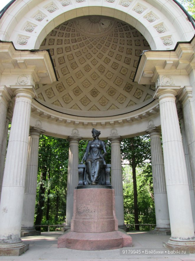 С природою искусство сочетав, прекрасны вы, задумчивые парки. К.М. Фофанов