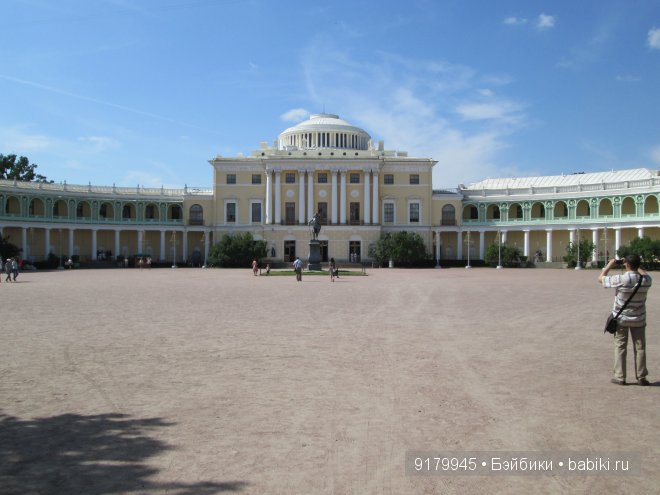 С природою искусство сочетав, прекрасны вы, задумчивые парки. К.М. Фофанов