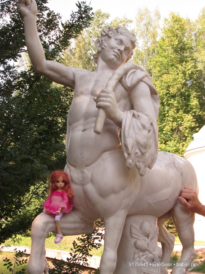 С природою искусство сочетав, прекрасны вы, задумчивые парки. К.М. Фофанов