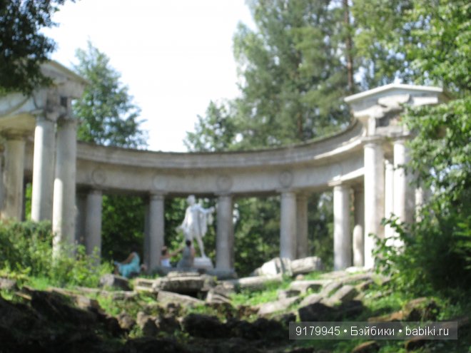 С природою искусство сочетав, прекрасны вы, задумчивые парки. К.М. Фофанов