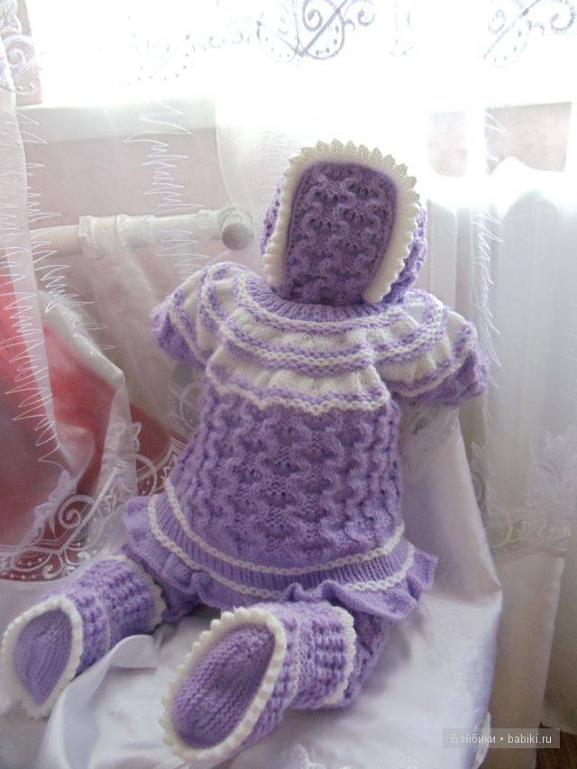 вязаный костюмчик, моя работа.