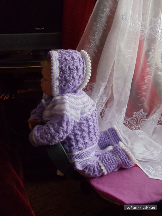 вязаный костюмчик, моя работа.