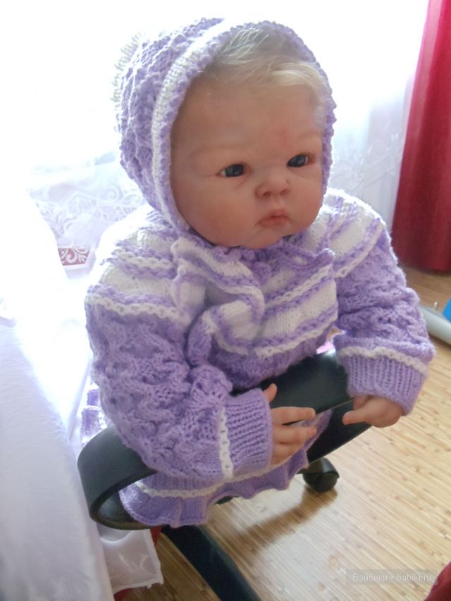 вязаный костюмчик, моя работа.