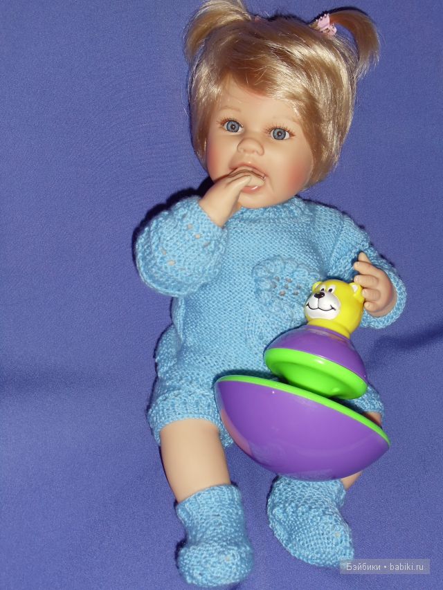 Одежда вязаная, для кукол, своими руками.