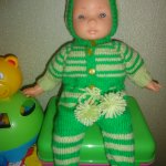 Приодели пупса в садик!