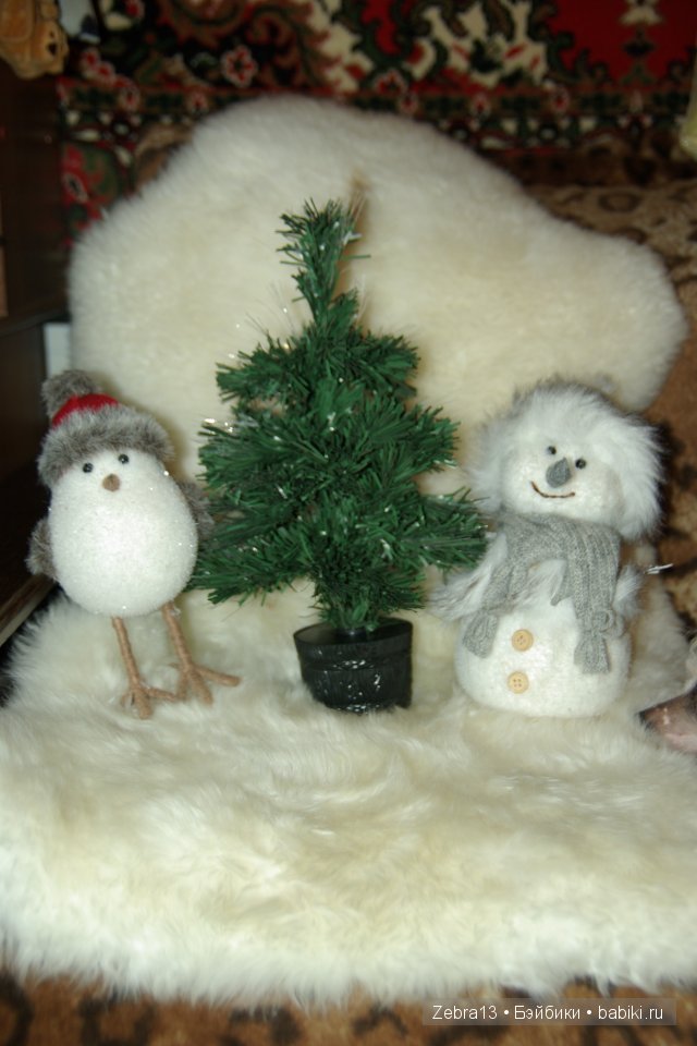 Куклы тоже любят Новый год
