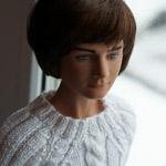 Гарри Поттер, джинсы и белый свитер