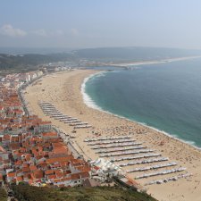 Уют и колорит рыбацкого городка Назаре.