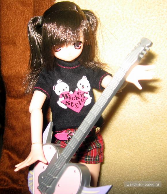 Айка  и музыка