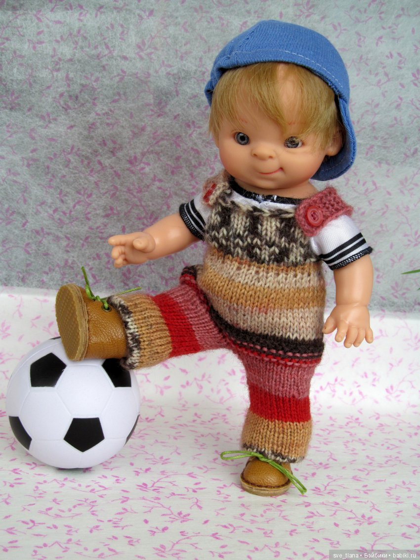 Кукольный календарь II. Стоит ли давать себе новогодние обещания