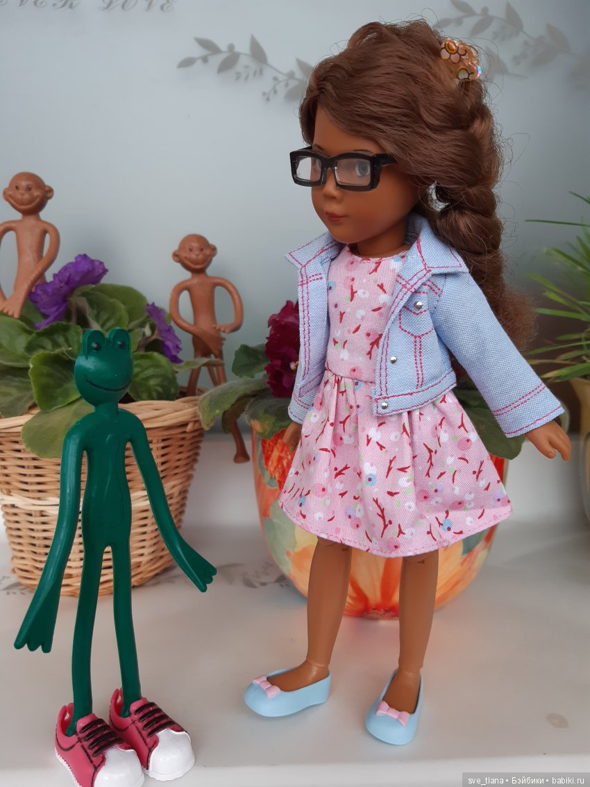 Икота, икота, перейди на Федота, с Федота на Якова, а с Якова - на всякого