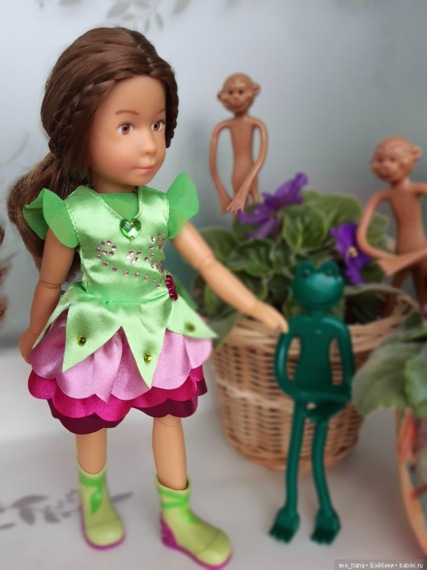 Икота, икота, перейди на Федота, с Федота на Якова, а с Якова - на всякого