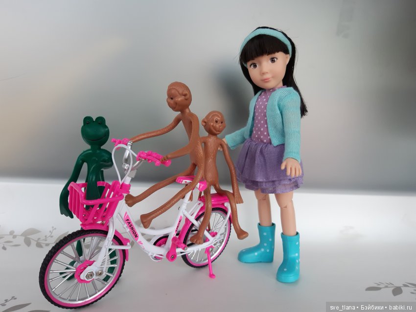 Икота, икота, перейди на Федота, с Федота на Якова, а с Якова - на всякого