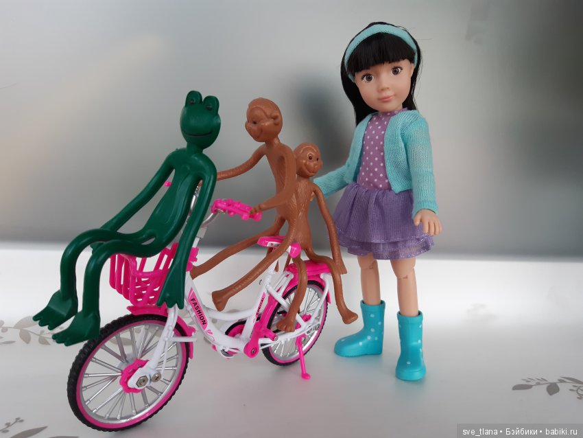 Икота, икота, перейди на Федота, с Федота на Якова, а с Якова - на всякого