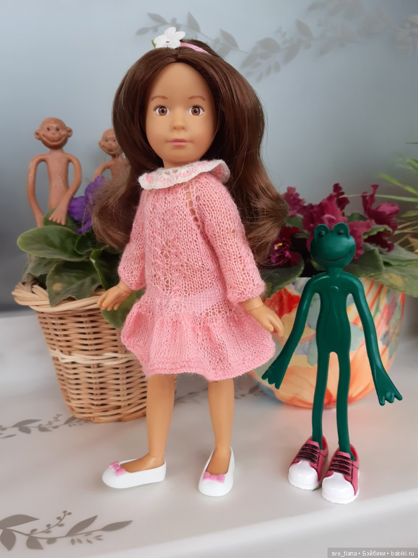 Икота, икота, перейди на Федота, с Федота на Якова, а с Якова - на всякого