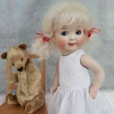 Маленькая реплика Hertel & Schwab из студии Branka Schärli