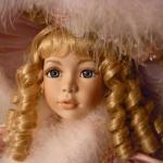 Знакомьтесь, Алиса! Фарфоровая кукла Remeco collection