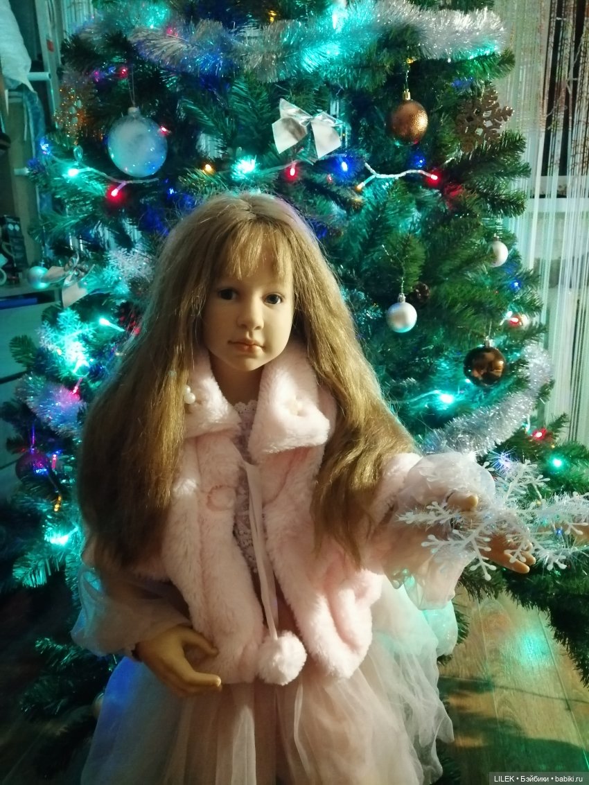 По следам Нового года. Gwen от Elissa Glassgold (фото 2)