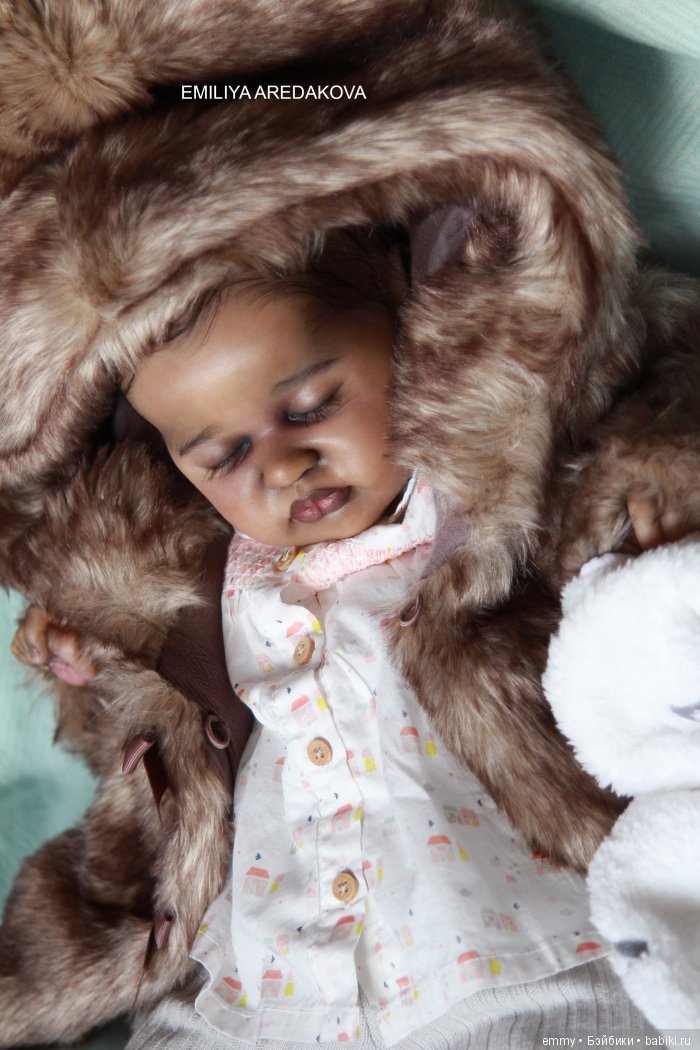 Моя этническая девочка Жасмин. Художник Эмилия Аредакова