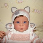 Вязалочки для Булочки. Peek-a-Boo от Ли Миддлтон.