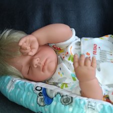 Зайчик сладко спит! Rock-A-Bye baby Lee Middleton