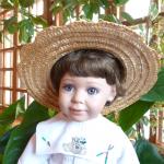 Маленький садовник. Люк - мальчик из фарфора Донны Руберт