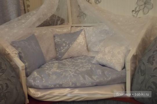 Королевская кровать для маленькой принцессы, куклы Ульяны (фото 2)