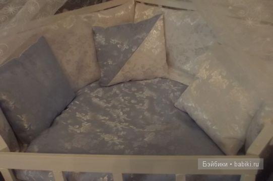 Королевская кровать для маленькой принцессы, куклы Ульяны