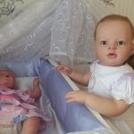 Малышки сново модничают. Одежда от Марины Николаевой