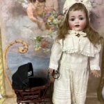 Антикварная кукла тоддлер Kestner 260 с коляской,  рост 57 см