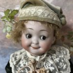 Hertel&Schwab 173 Гуглик "Jubilee Googly" рост  37 см