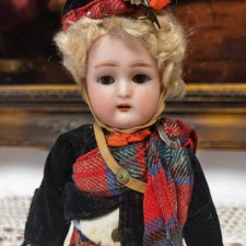 Миничка Kämmer Reinhardt в шотландском костюме рост 25 см