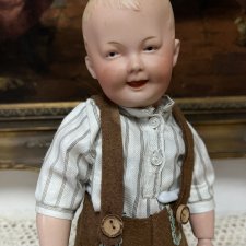 Очаровательный мальчишка тоддлер Gebrüder Heubach 7647 рост 30 см