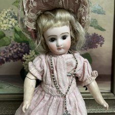 Антикварная миничка Sonneberg 106 /Ernst Grossmann рост 27 см