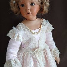 Нарядное платье для большой куклы