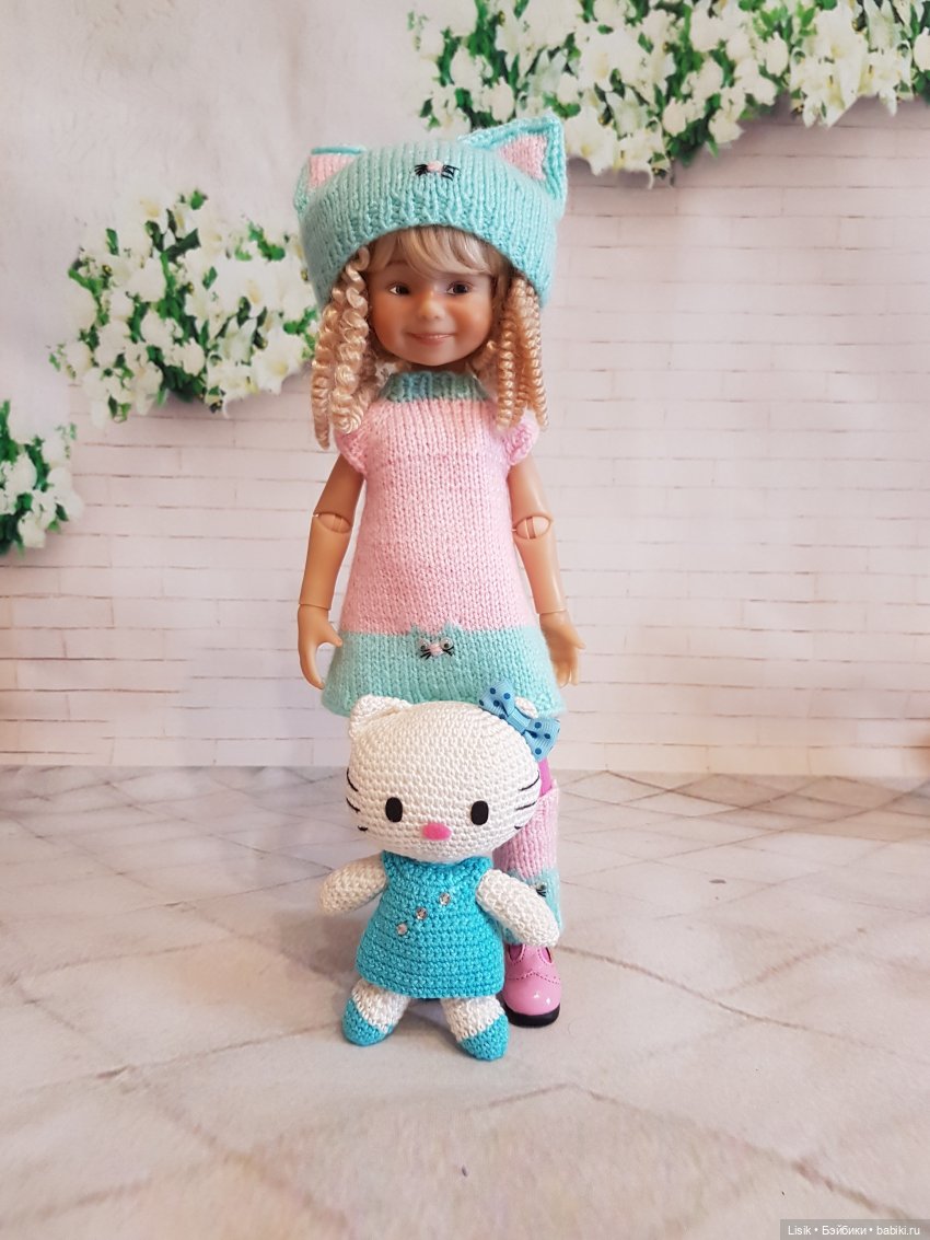 Две кошечки и бельчонок — Одежда и обувь для кукол своими руками: фото (фото 10)
