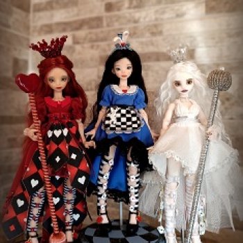 Подготовка к "Балу кукол"