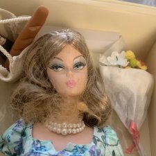 MARKET DAY SILKSTONE BARBIE DOLL 2007 GOLD LABEL