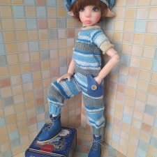 Новый костюм для Кайе Вигс