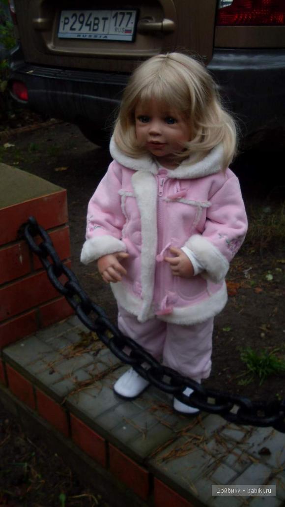 Шубка для Катюши — Куклы Monika Levenig и Monika Peter