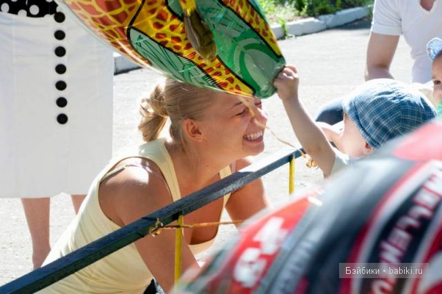 Сегодня Ваш праздник ребята - все дети огромной Земли