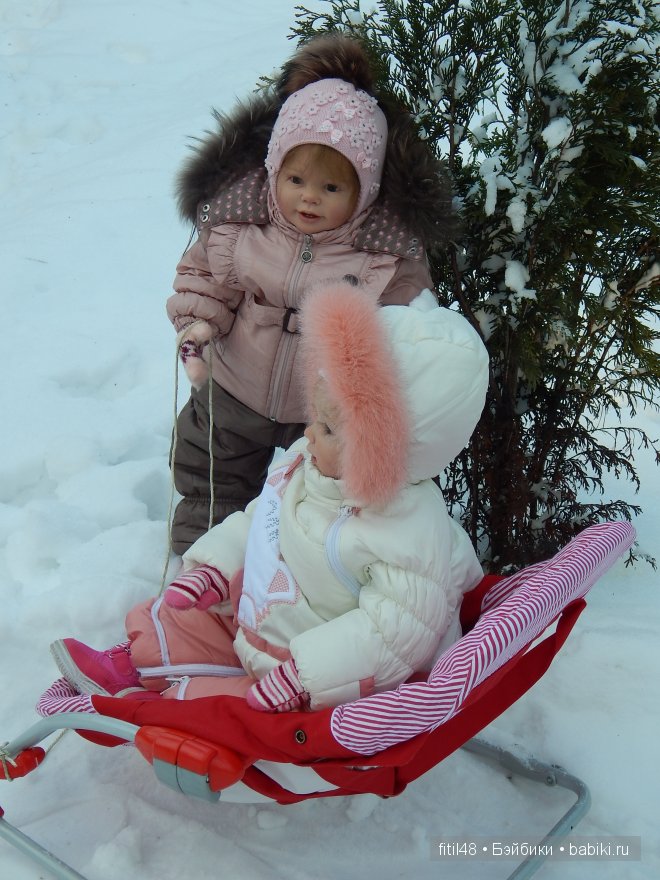 Звёздочки-Снежинки. Куклы реборн Елены Ядриной на прогулке